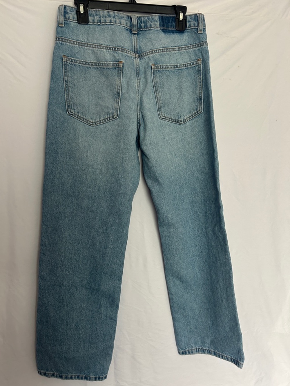 Zara Women’s Light Wash Mid Rise Straight Leg Jeans. Size 10 - Picture 3 of 5